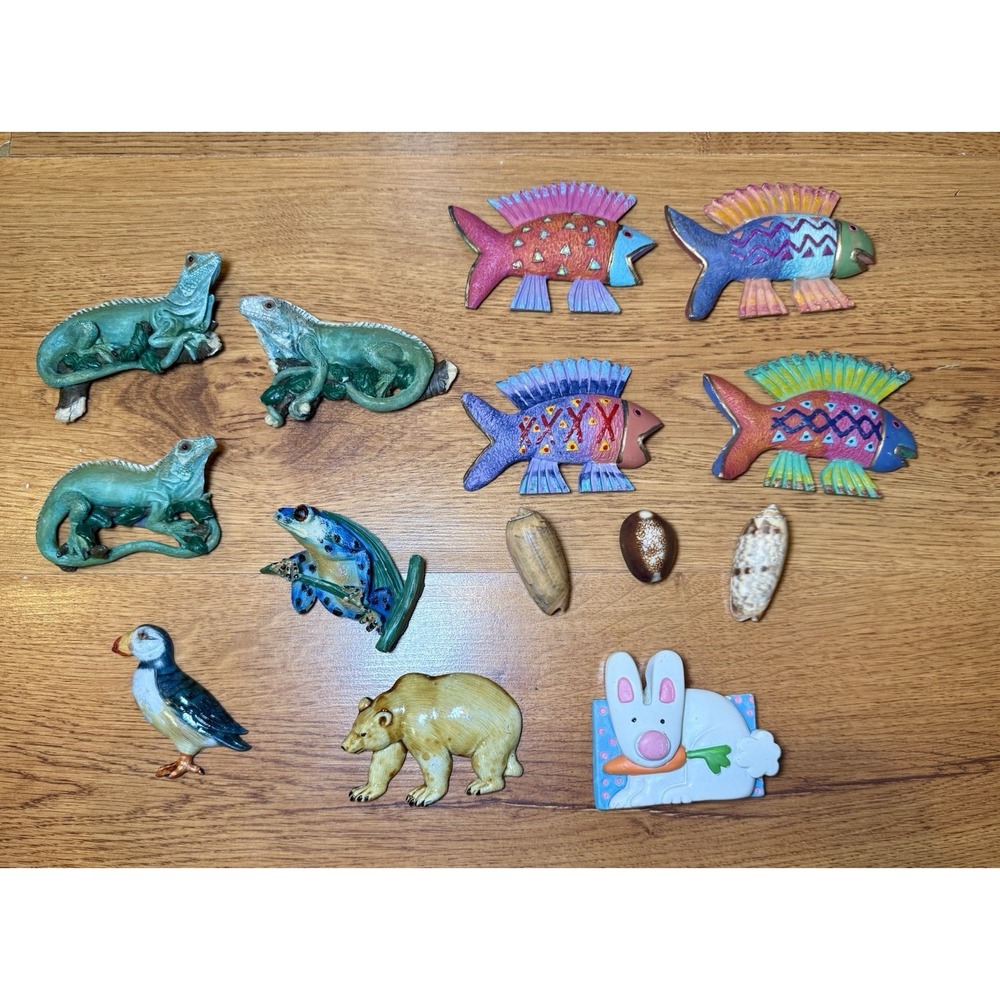 Vtg Animal Magnet Lot Iguana Frog Fish Bear Puffin Shells Tropical Decor Cottage